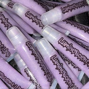 Luminescent Gloss-Toffee Scented